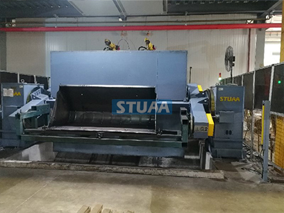 農業裝備鏟斗機器人焊接站